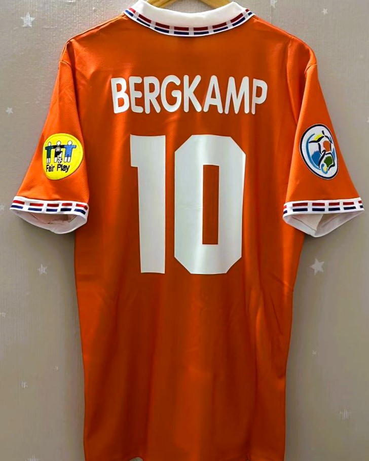 DENNIS DI BERGKAMP 1996-97 (Ola)