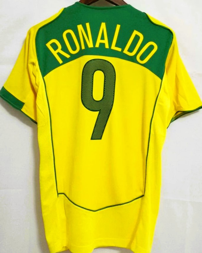 RONALDO 2004-05 (Bon) 