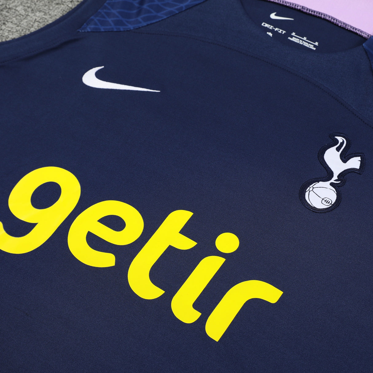 TANKTOP + SHORTS TOTTENHAM