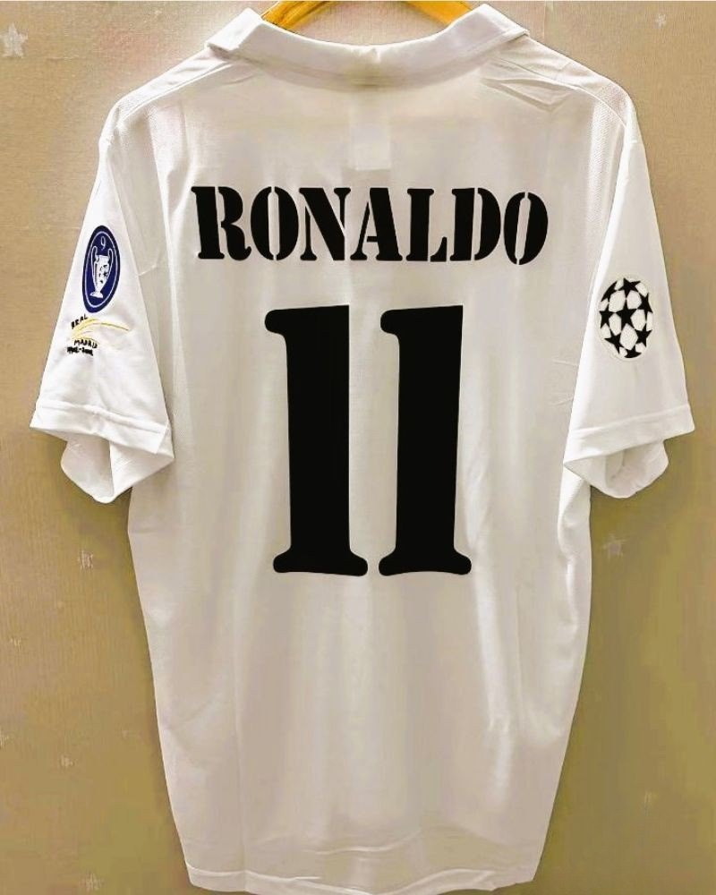 RONALDO 2002-03 (Real M)