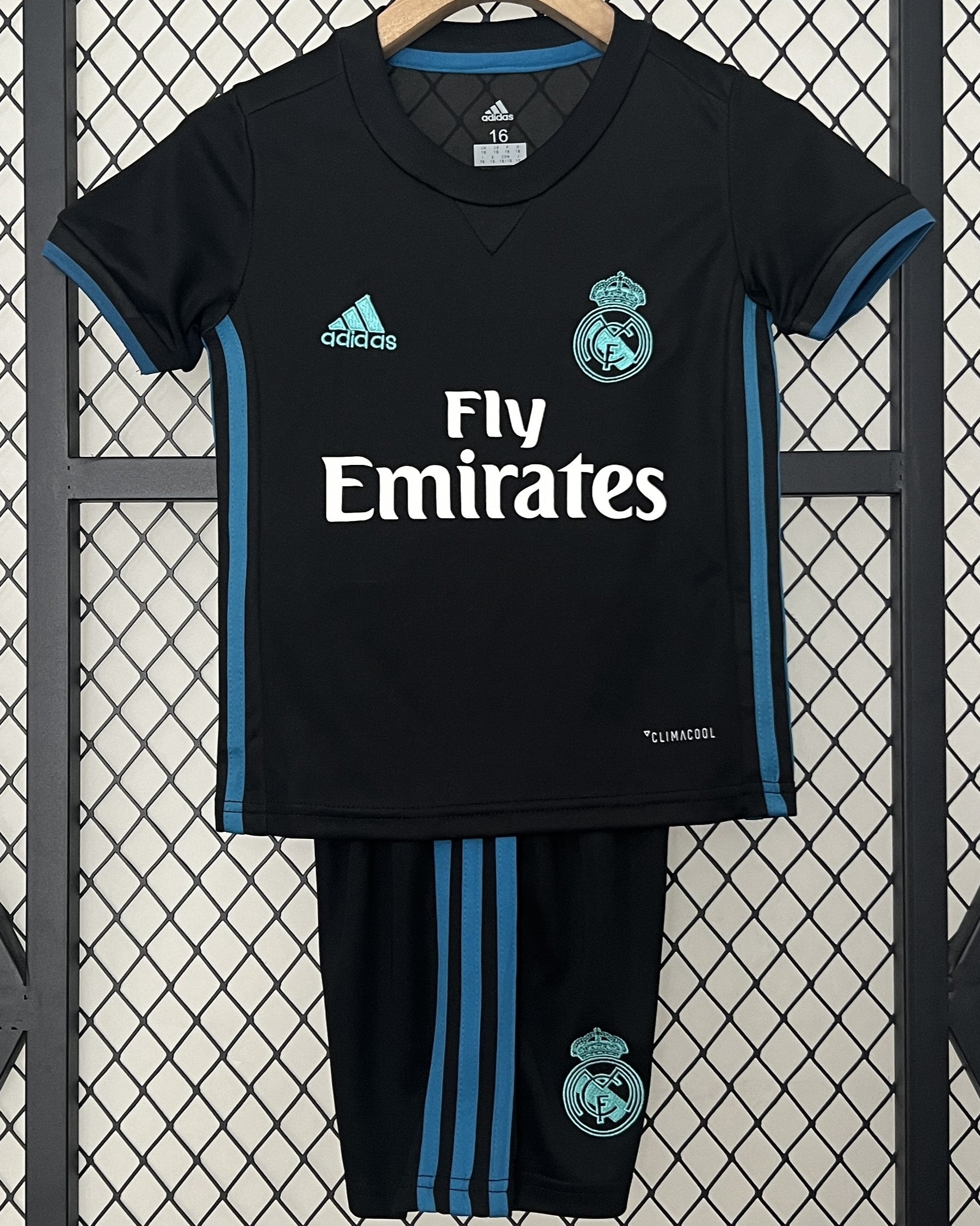 REAL MADRID kid kit