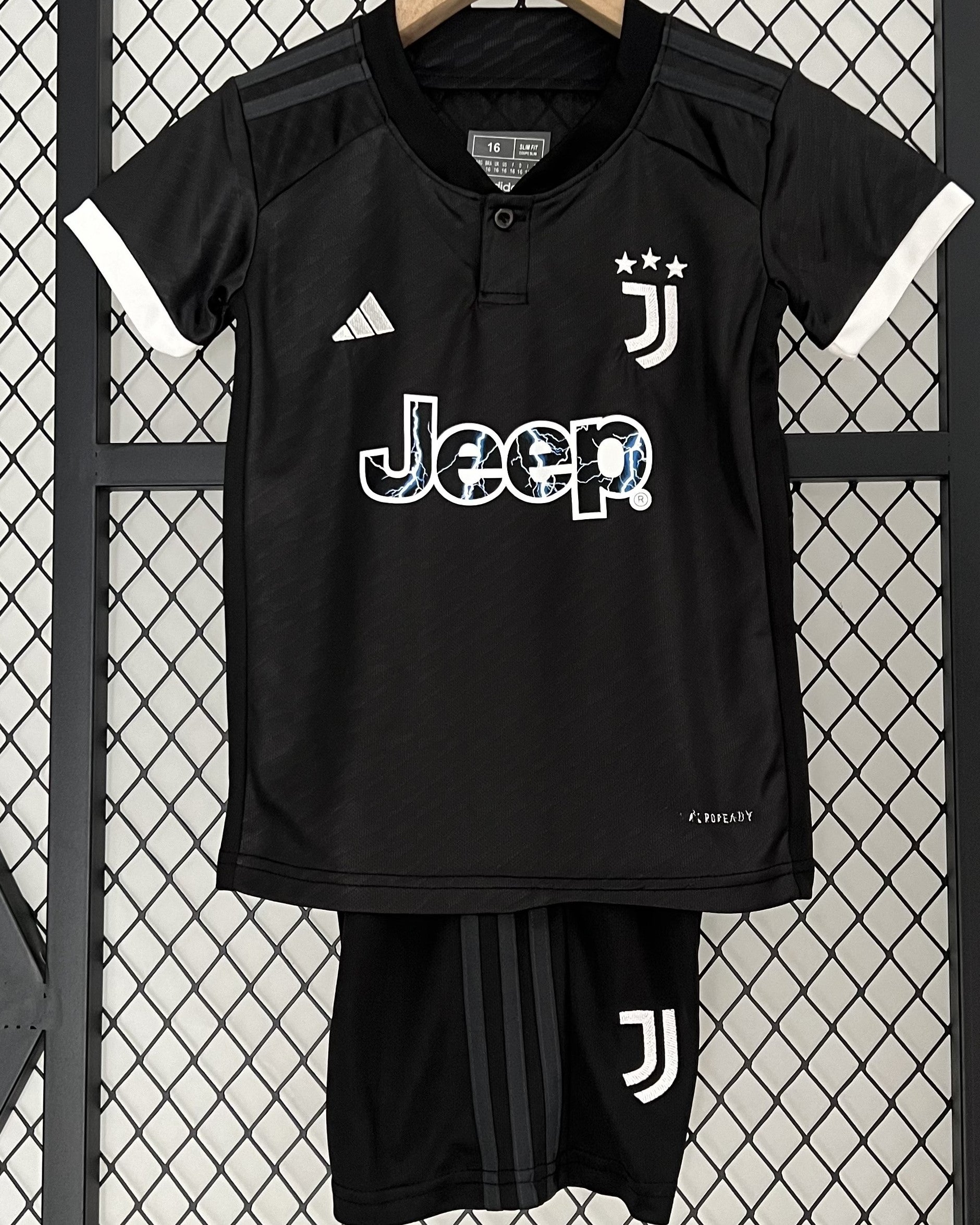 JUVENTUS Kindertrikot