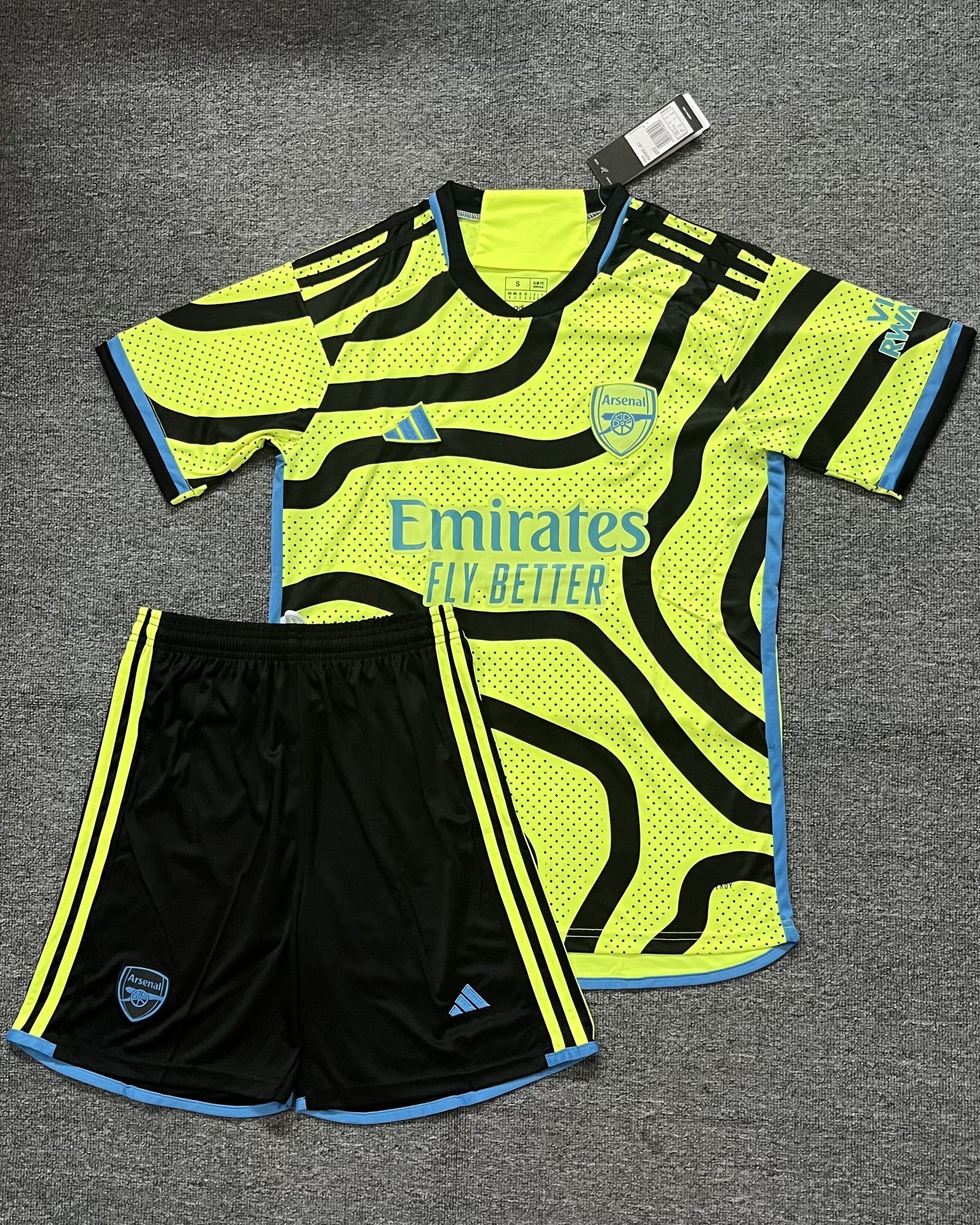 ARSENAL-Kit für Erwachsene