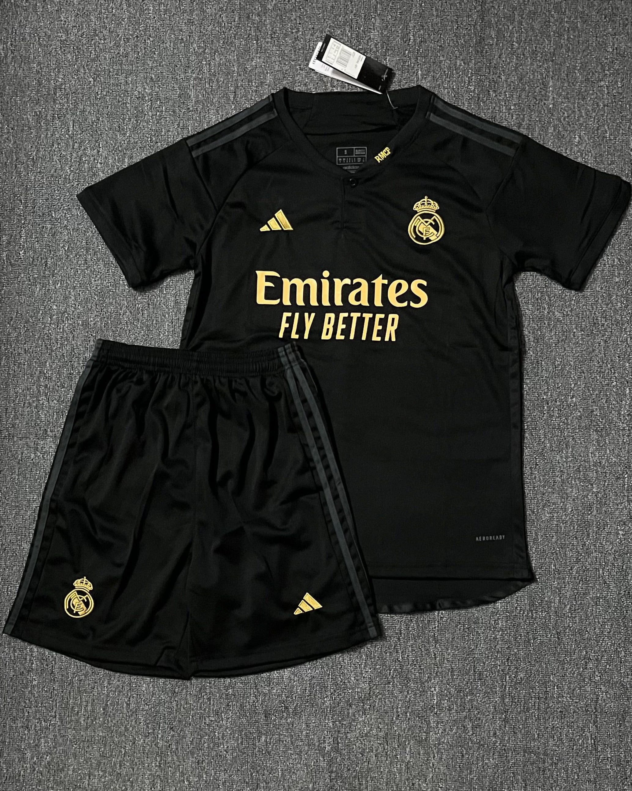 REAL MADRID Kit für Erwachsene