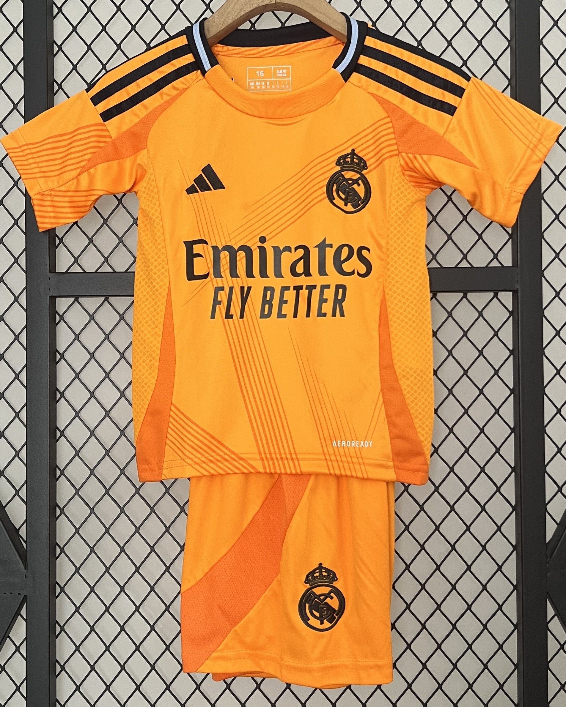 REAL MADRID kid kit