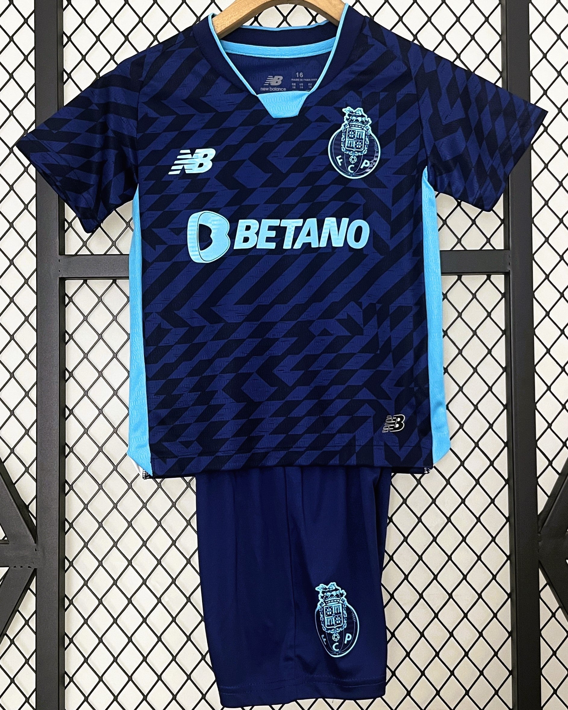 PORTO kid kit