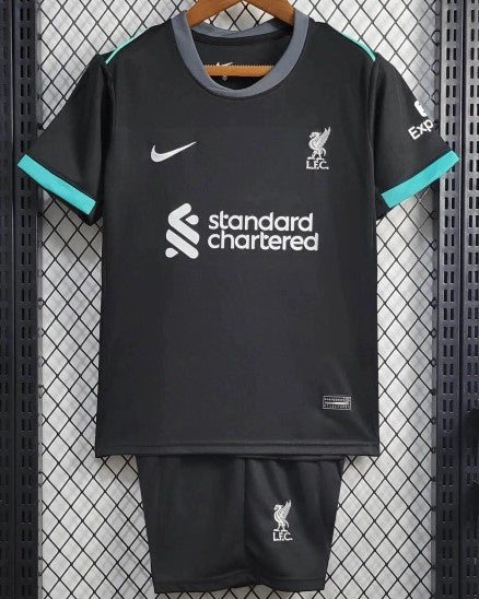 LIVERPOOL kid kit