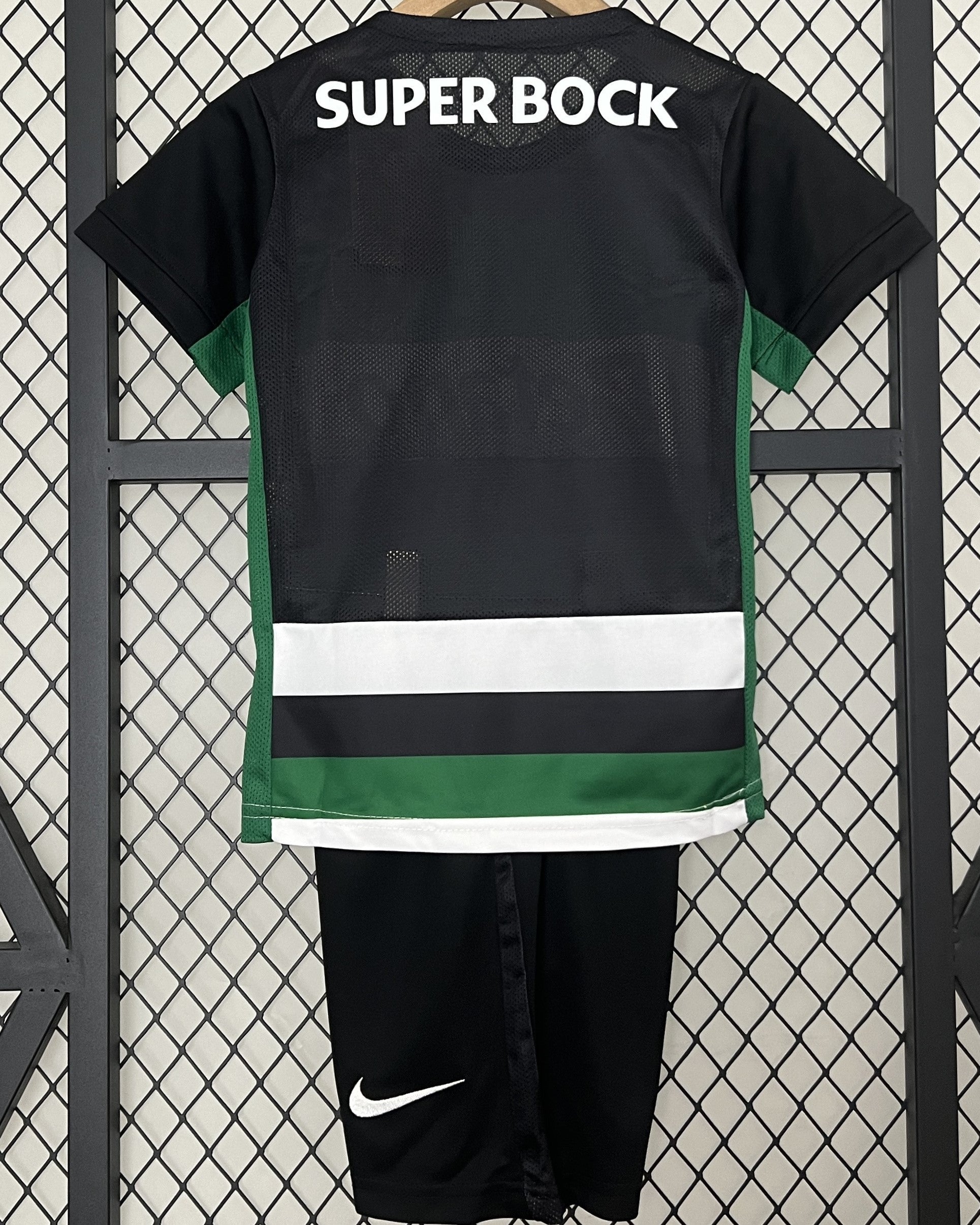 Kit enfant SPORTING LISBON