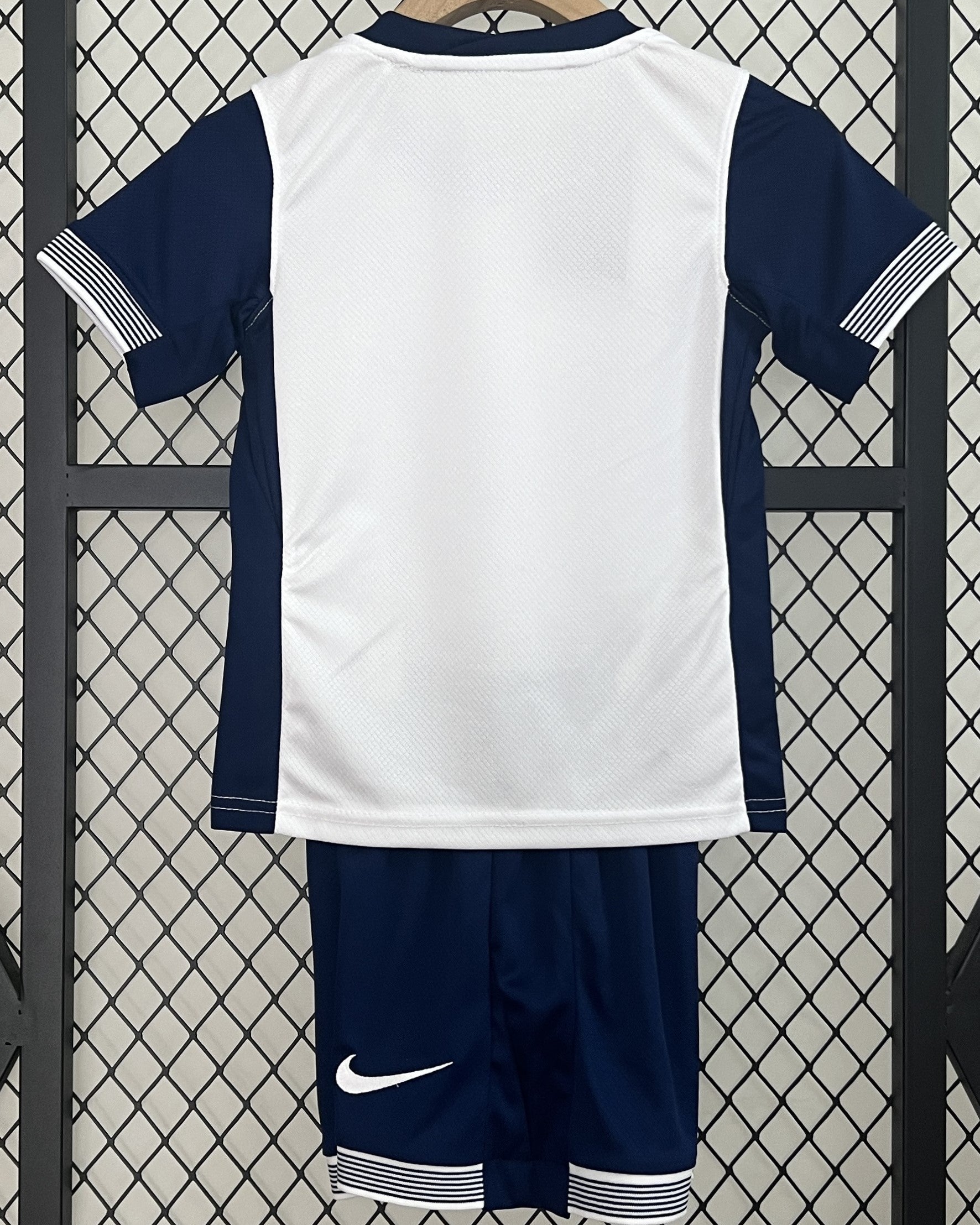 TOTTENHAM Kindertrikot