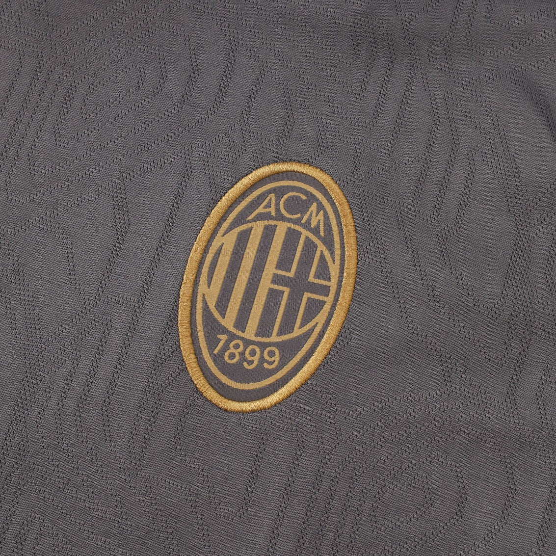 MILAN T-SHIRT + SHORTS