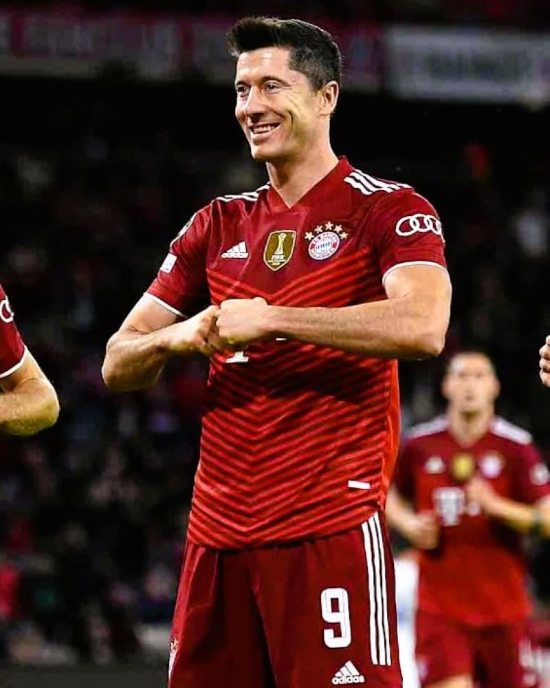 LEWANDOWSKI ROBERT 2021-22 (Bay M)