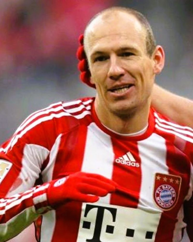 ROBBEN ARJEN 2010-11 (Bay M)