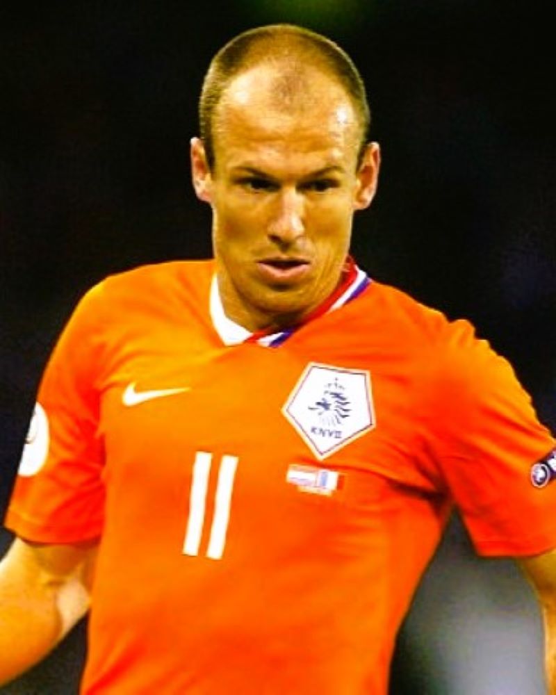 LA VIE QUOTIDIENNE DE ROBBEN 2008-09 (Ola) 