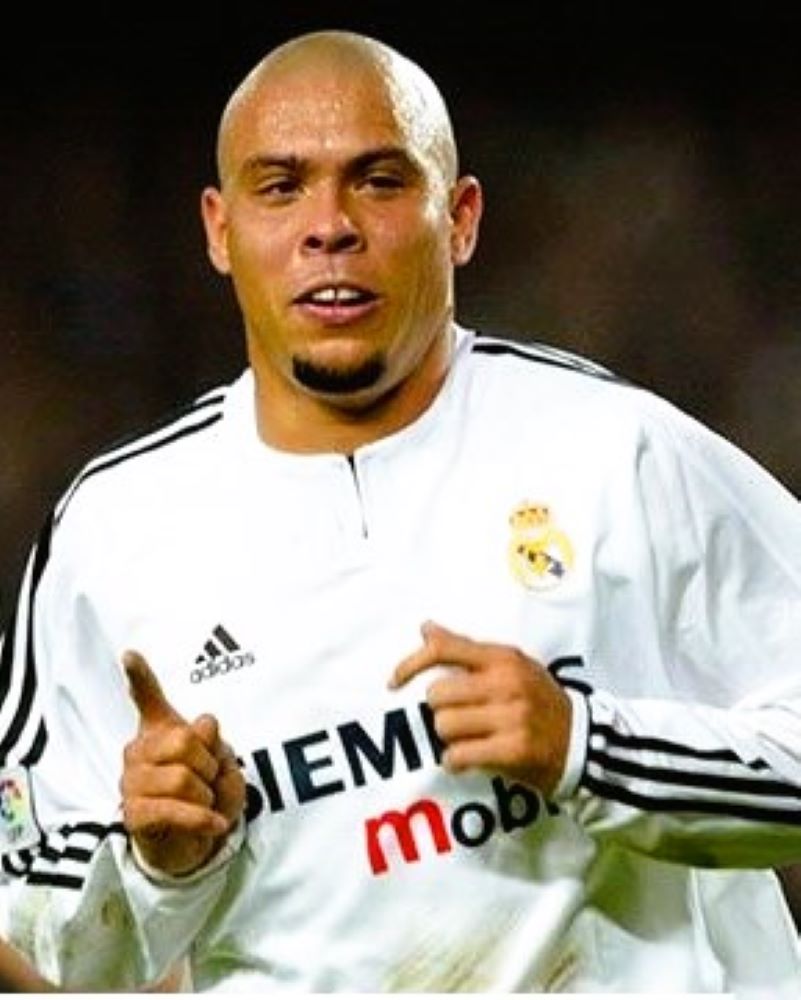 RONALDO 2003-04 (Echt M)