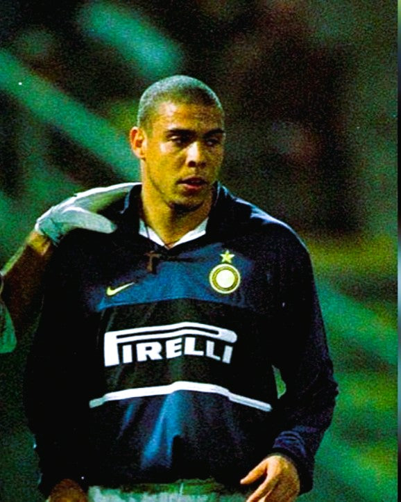 RONALDO 1998-99 (Int) 