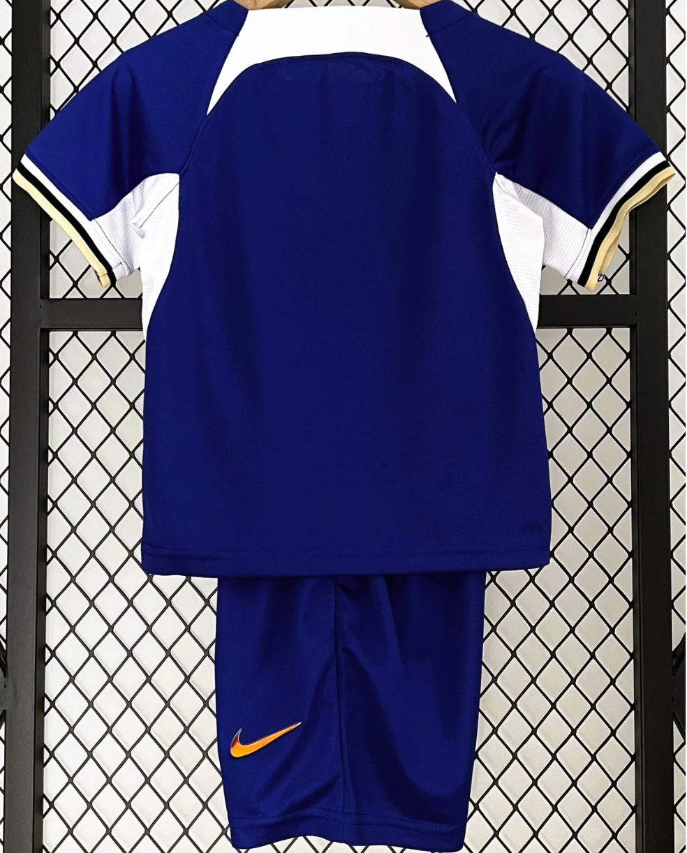 CHELSEA Kid Kit