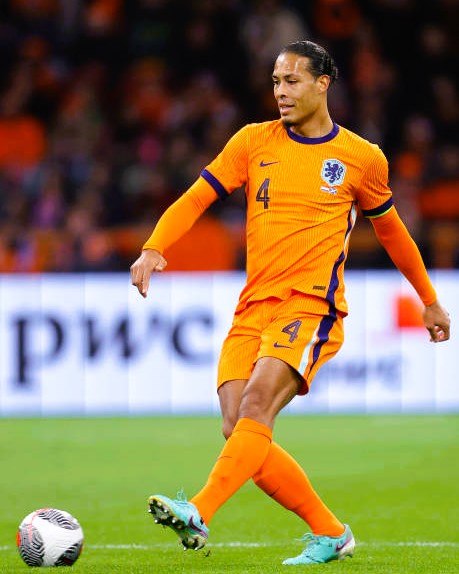 VAN DIJK VIRGIL 2024-25 (Ola) 