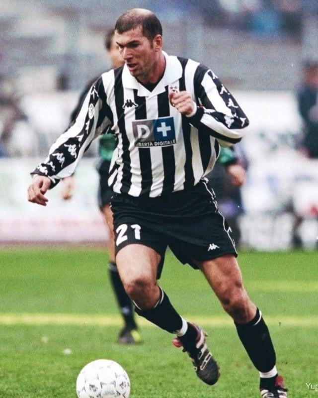 ZIDANE ZINEDINE 1999-00 (Jugend)