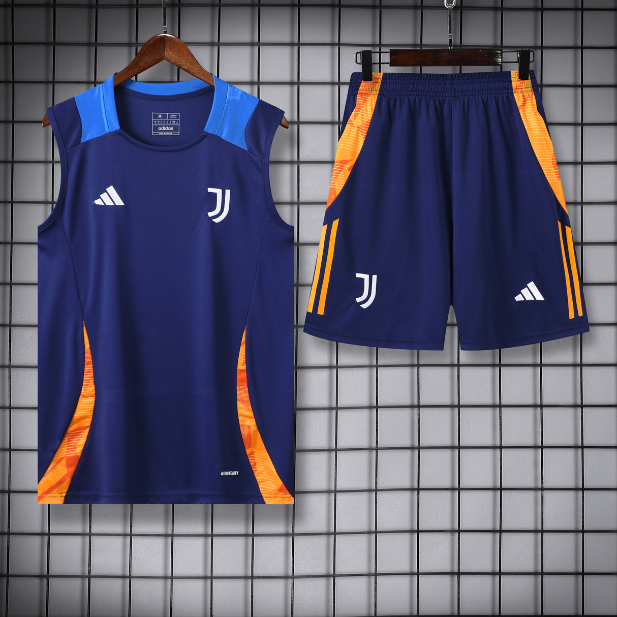TANKTOP + SHORTS JUVENTUS