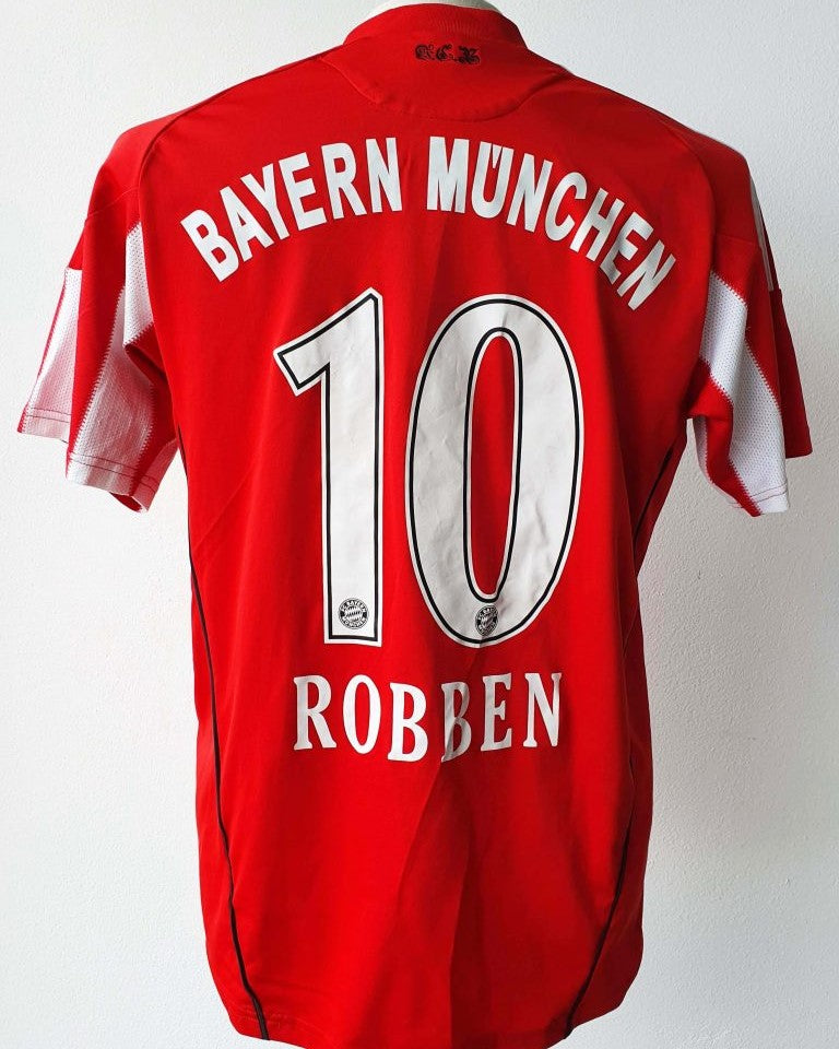 ROBBEN ARJEN 2010-11 (Bucht M)